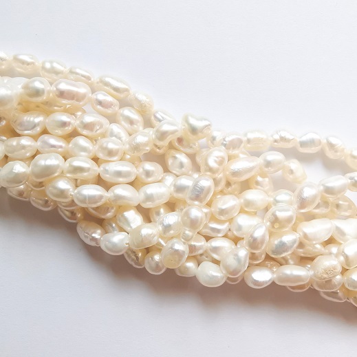 Natural Fresh Water Pearl 5-6mm Potato Shape/36cm Strand